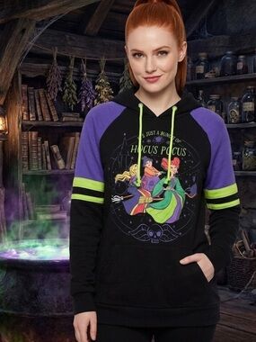 Disney Parks Our Universe Sanderson Sisters Hocus Pocus Sweatshirt - Size Small